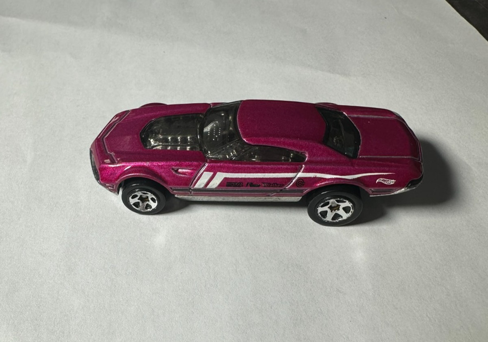 2015 Hot Wheels Muscle Speeder Purple Pink Stripe Diecast 1:64 Toy Race Car